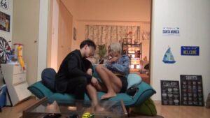 敏感な黒ギャルが喘ぎまくる！隠し撮りされた背面騎乗位の瞬間