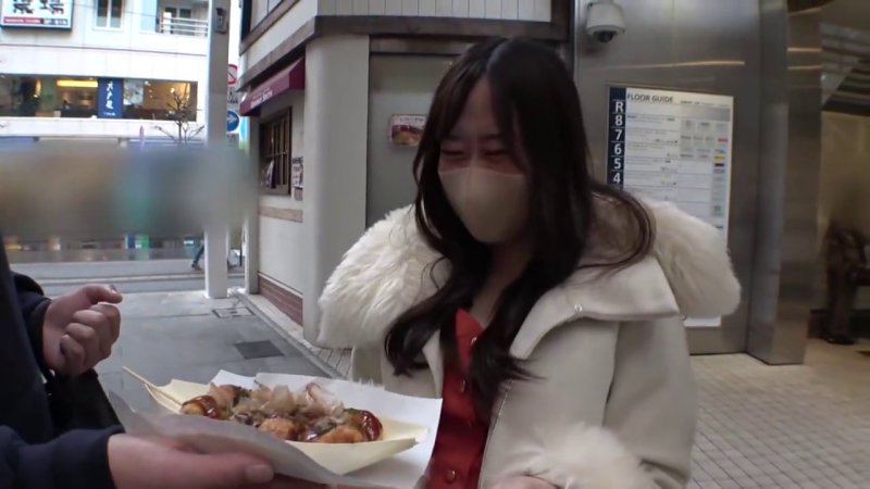 裏垢でエロ自撮りするJD、ナンパSEXで本性露わ！剛毛マ●コとアナル満開の悶絶