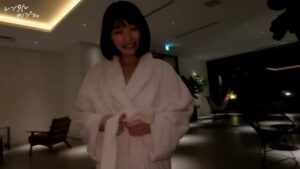 着衣パイズリと乳揺れエチクス！爆乳ちゃんのパコパコ痴女プレイ！