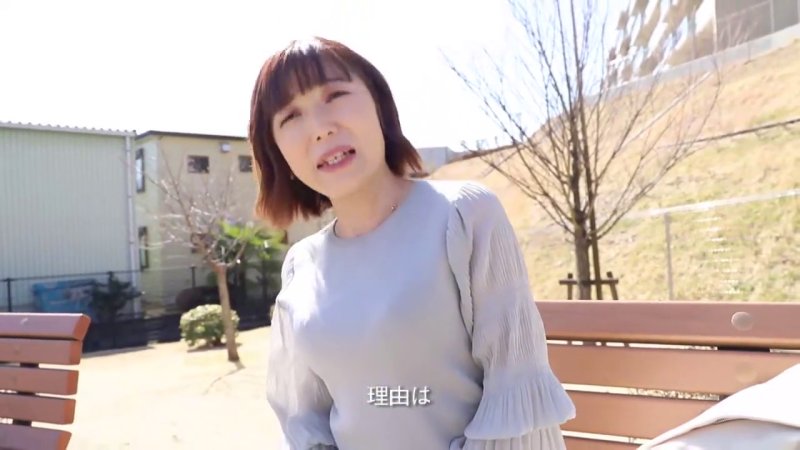 旦那とは10年レスでもセフレとは毎月！清楚系人妻の裏の顔が明らかに