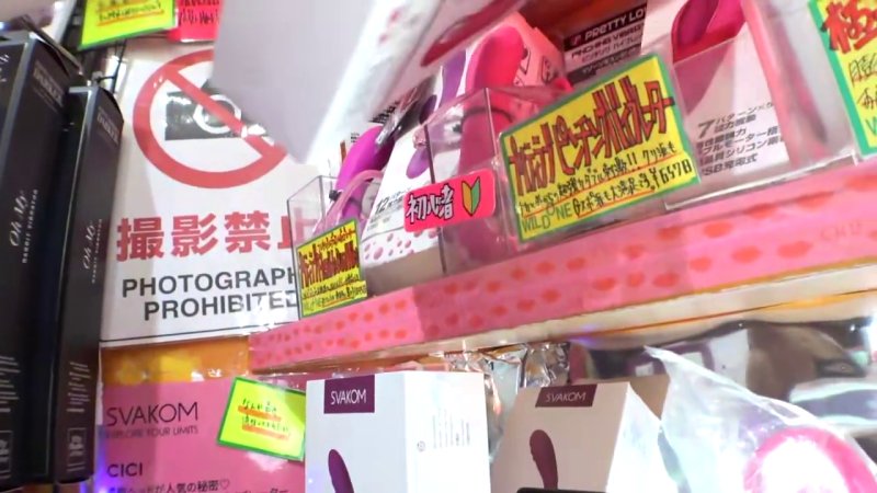 激カワ素人人妻、ケツ処女卒業！浣腸とイラマチオのSMプレイでアナル大量噴射